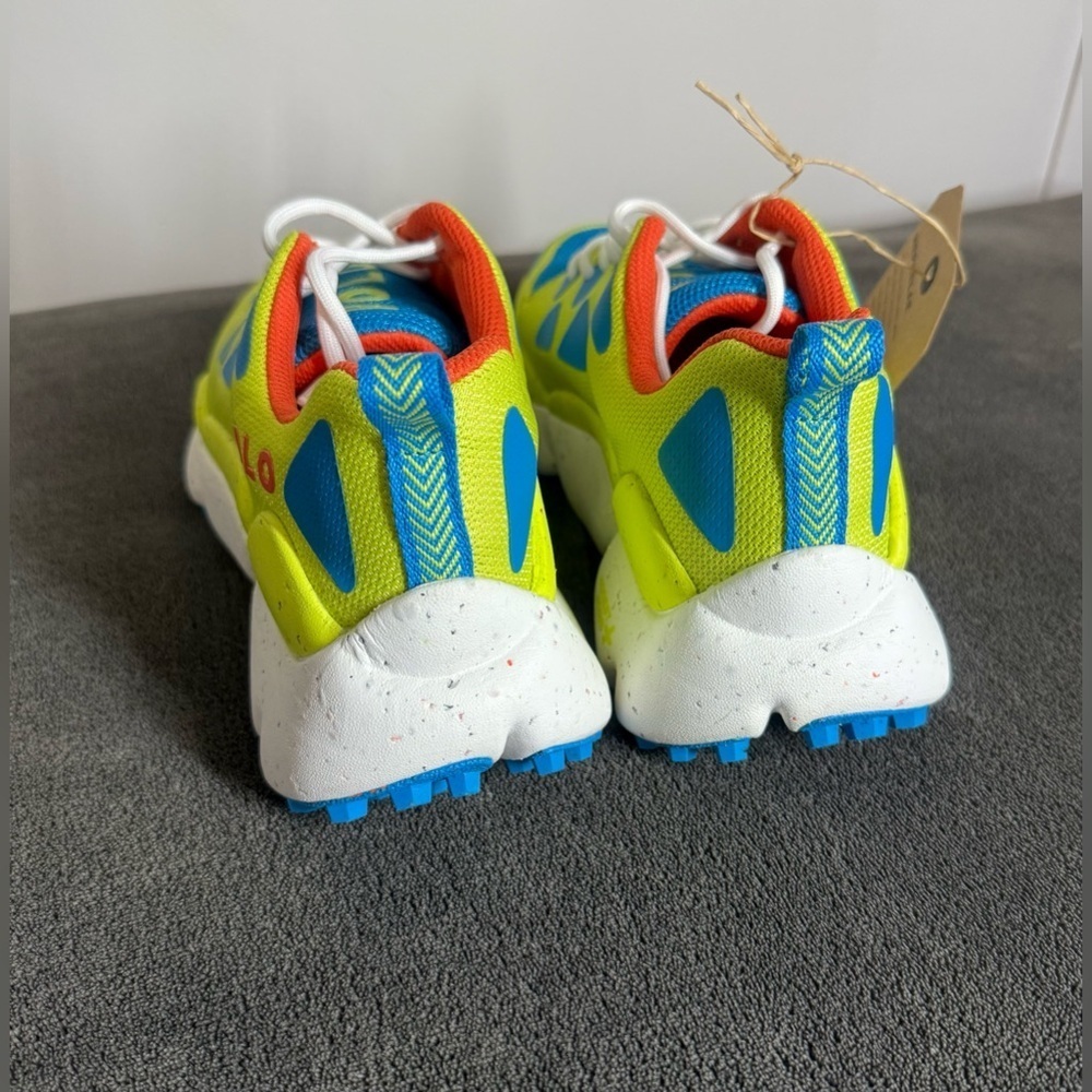 Holo Nephelae Running Shoe - Picture 4 of 7